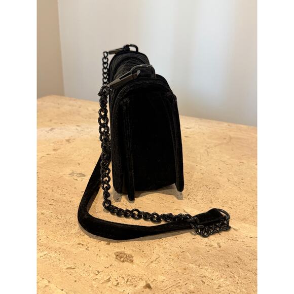 Rebecca Minkoff Velvet Quilted Chevron Crossbody Bag Black Adjustable Chain - Picture 9 of 11